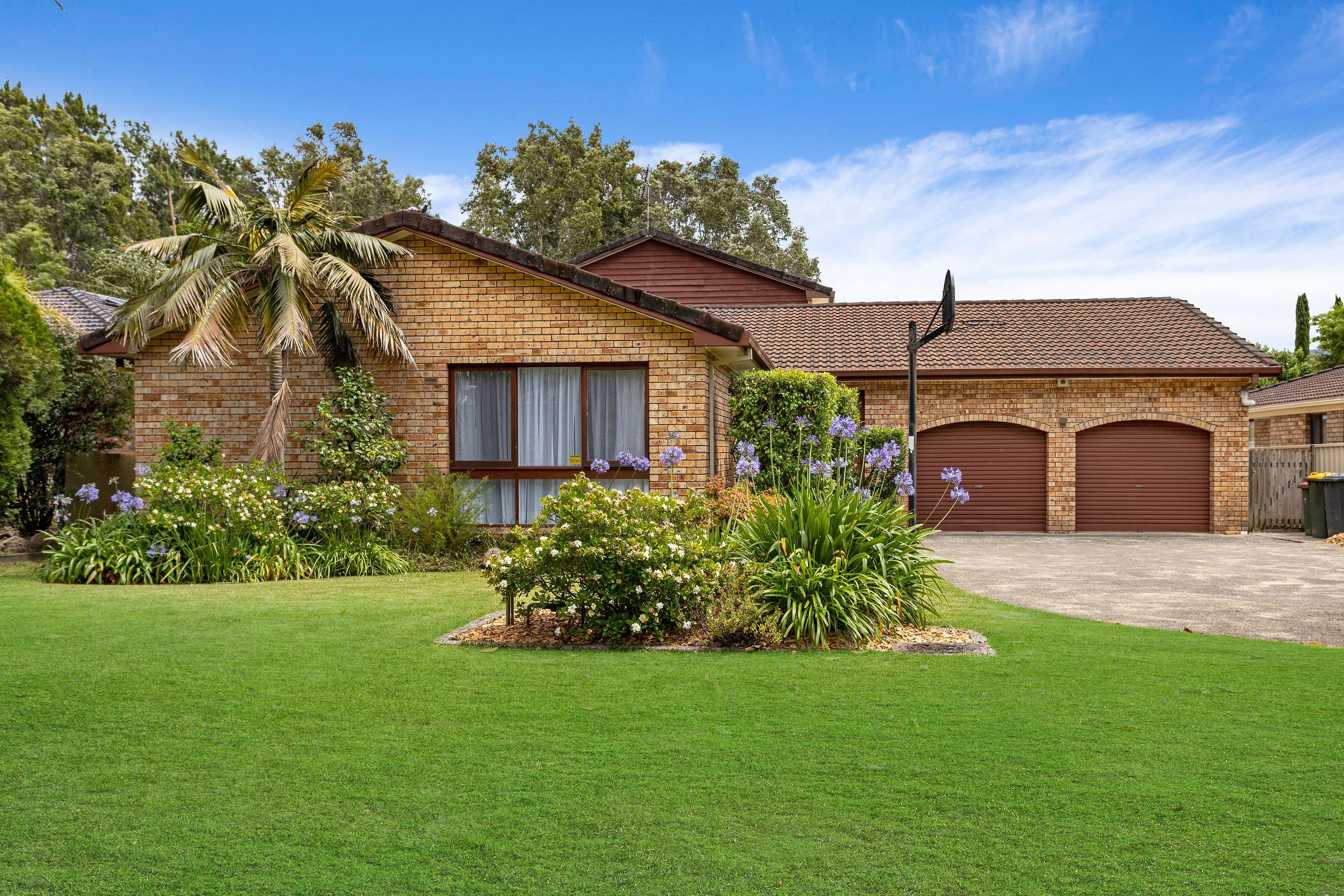 8 Govett Crescent, Figtree NSW 2525, Figtree - Image 1