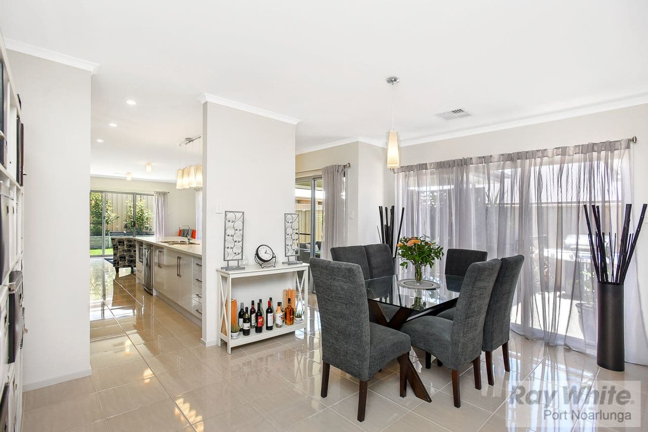 21 Halton Court, Seaford Meadows SA 5169, Seaford Meadows - Thumbnail 4