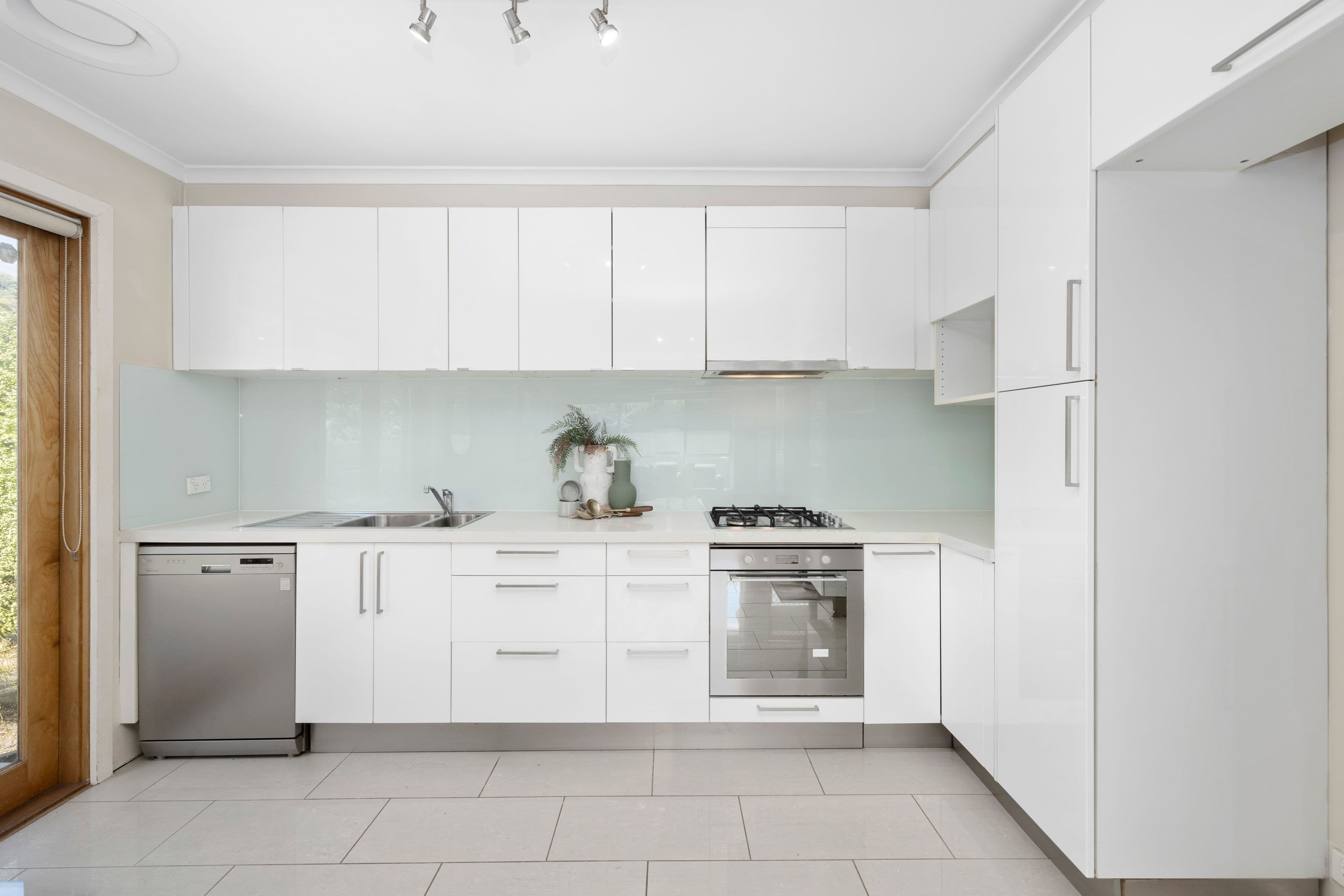 39 Airlie Grove, Seaford VIC 3198, Seaford - Thumbnail 7