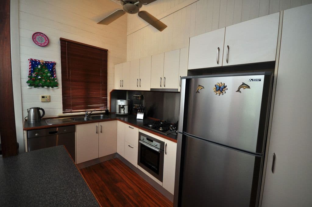 199 Buchan Street, Bungalow QLD 4870, Bungalow - Thumbnail 7