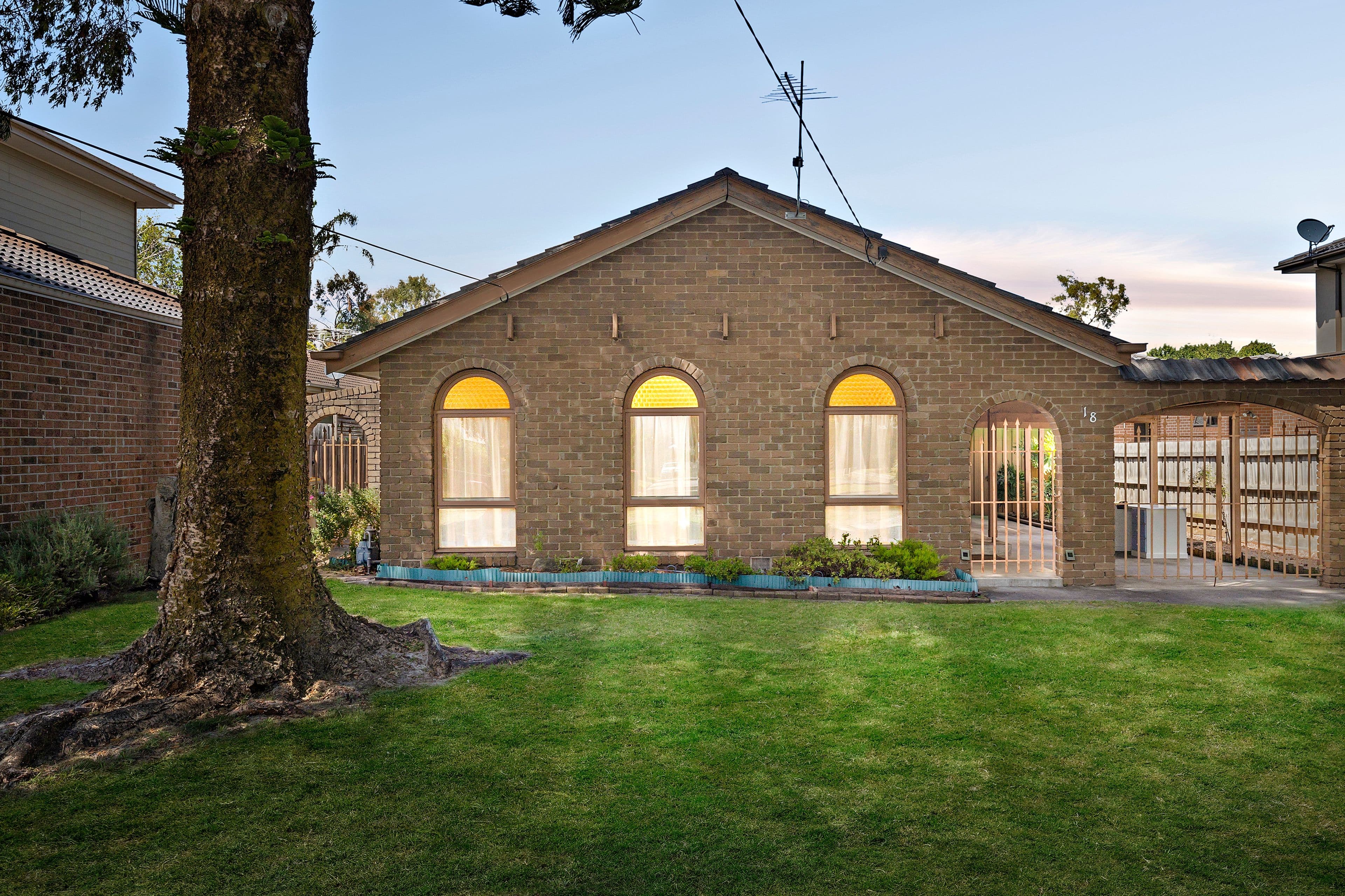 18 Summit Road, Frankston VIC 3199, Frankston - Image 1