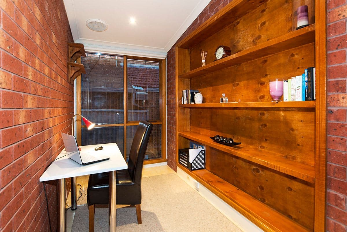 6 Bowman Drive, MILL PARK VIC 3082, Mill Park - Thumbnail 6