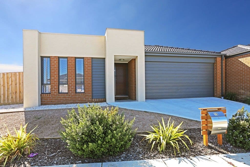 15-16 Carlina Court, Marshall VIC 3216, Marshall - Image 1