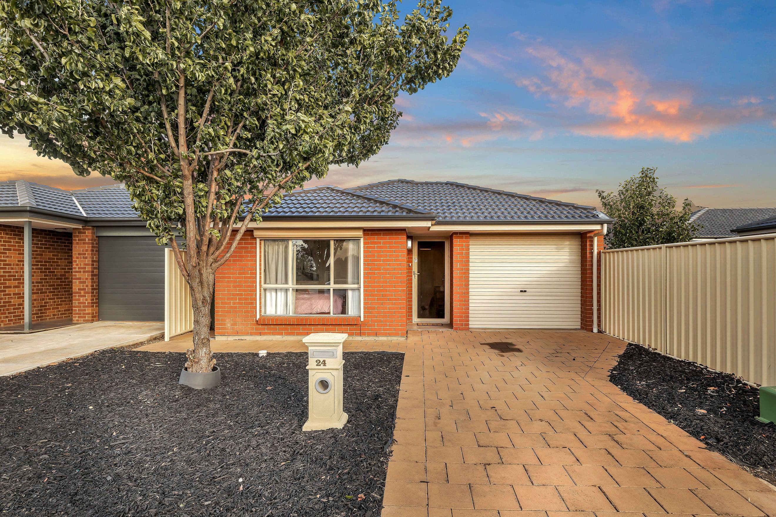 24 Valiant Road, Munno Para West SA 5115, Munno Para West - Image 1