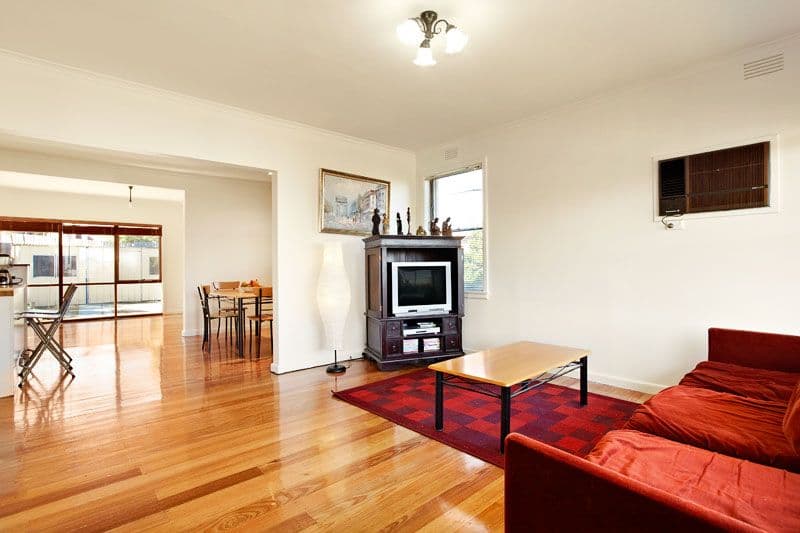 46 Dorrington Avenue, RESERVOIR VIC 3073, Reservoir - Thumbnail 2