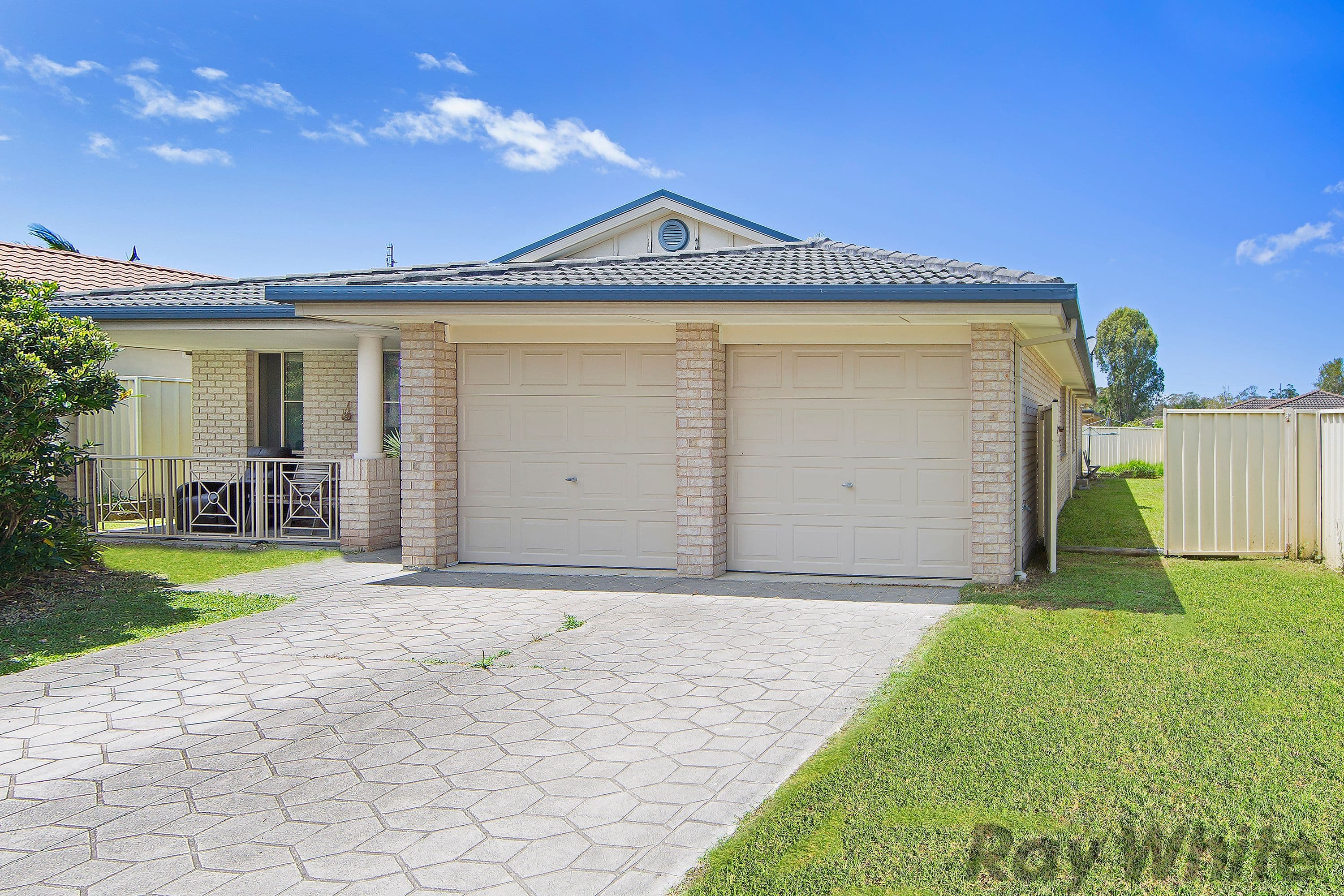 4 Dunlop Road, Blue Haven - Image 1
