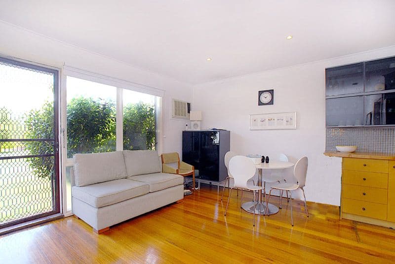15  Florence Street, MENTONE VIC 3194, Mentone - Thumbnail 2