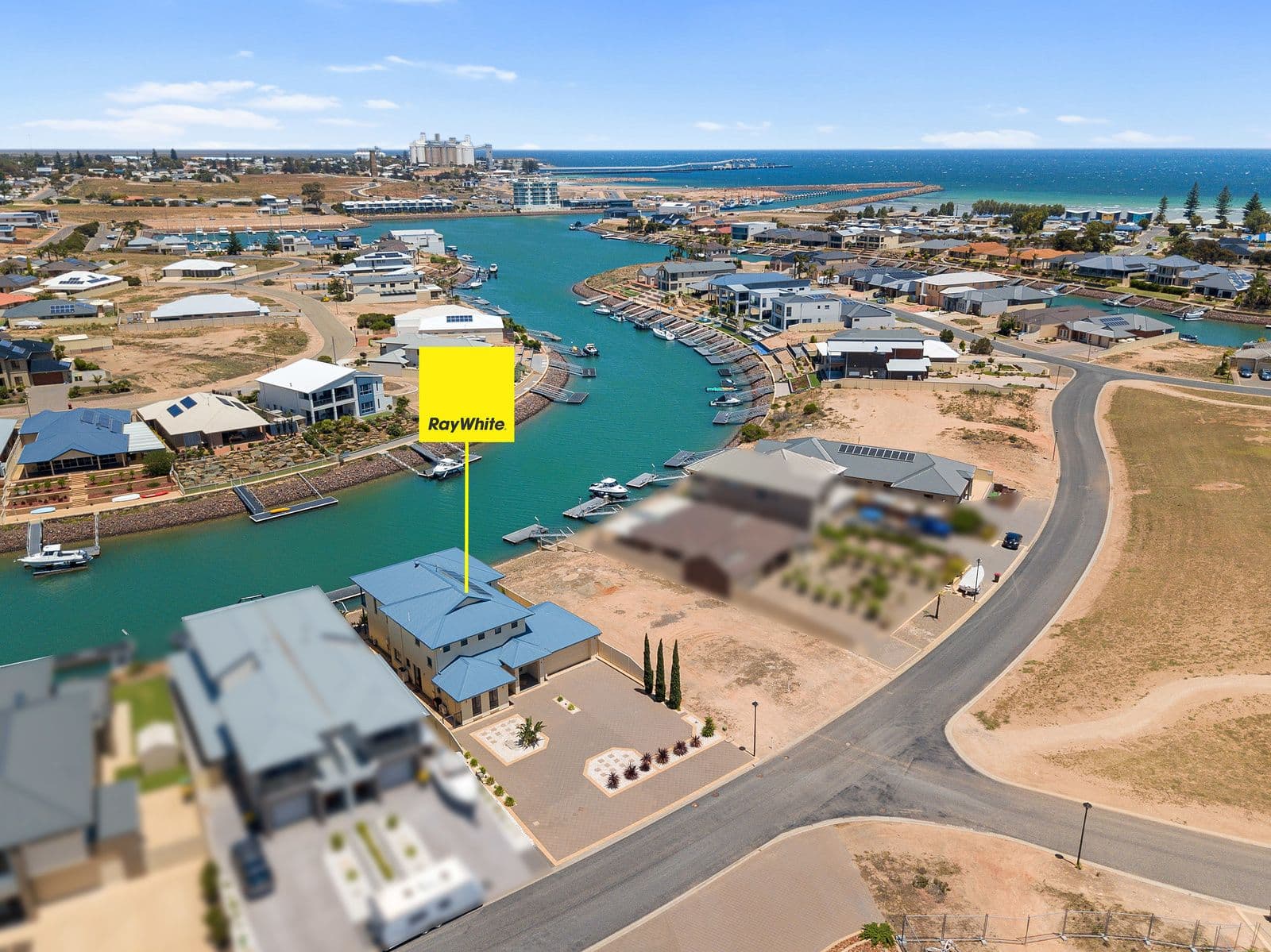 76 Stately Way, Wallaroo SA 5556, Wallaroo - Thumbnail 2