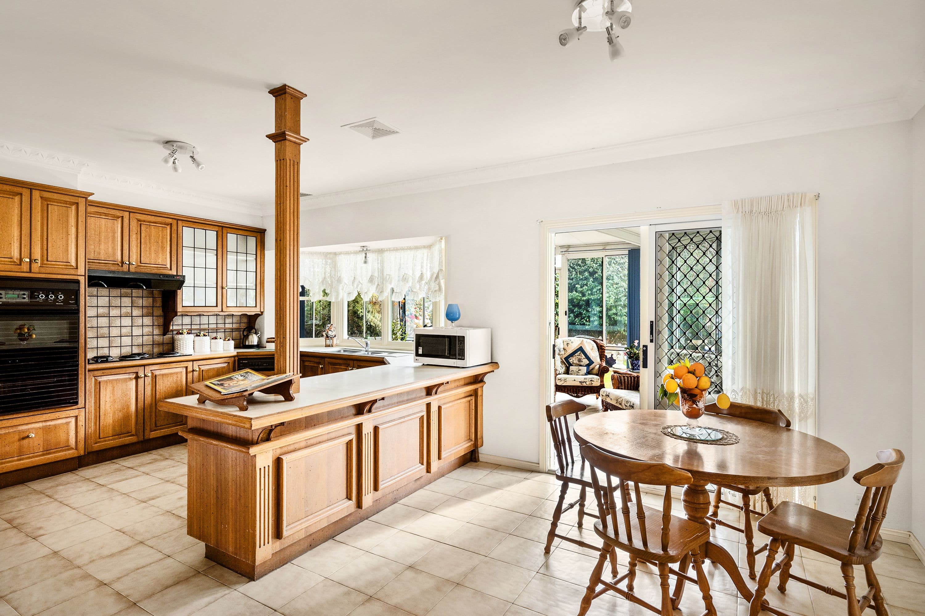 7 Galahad Crescent, Castle Hill NSW 2154, Castle Hill - Thumbnail 6