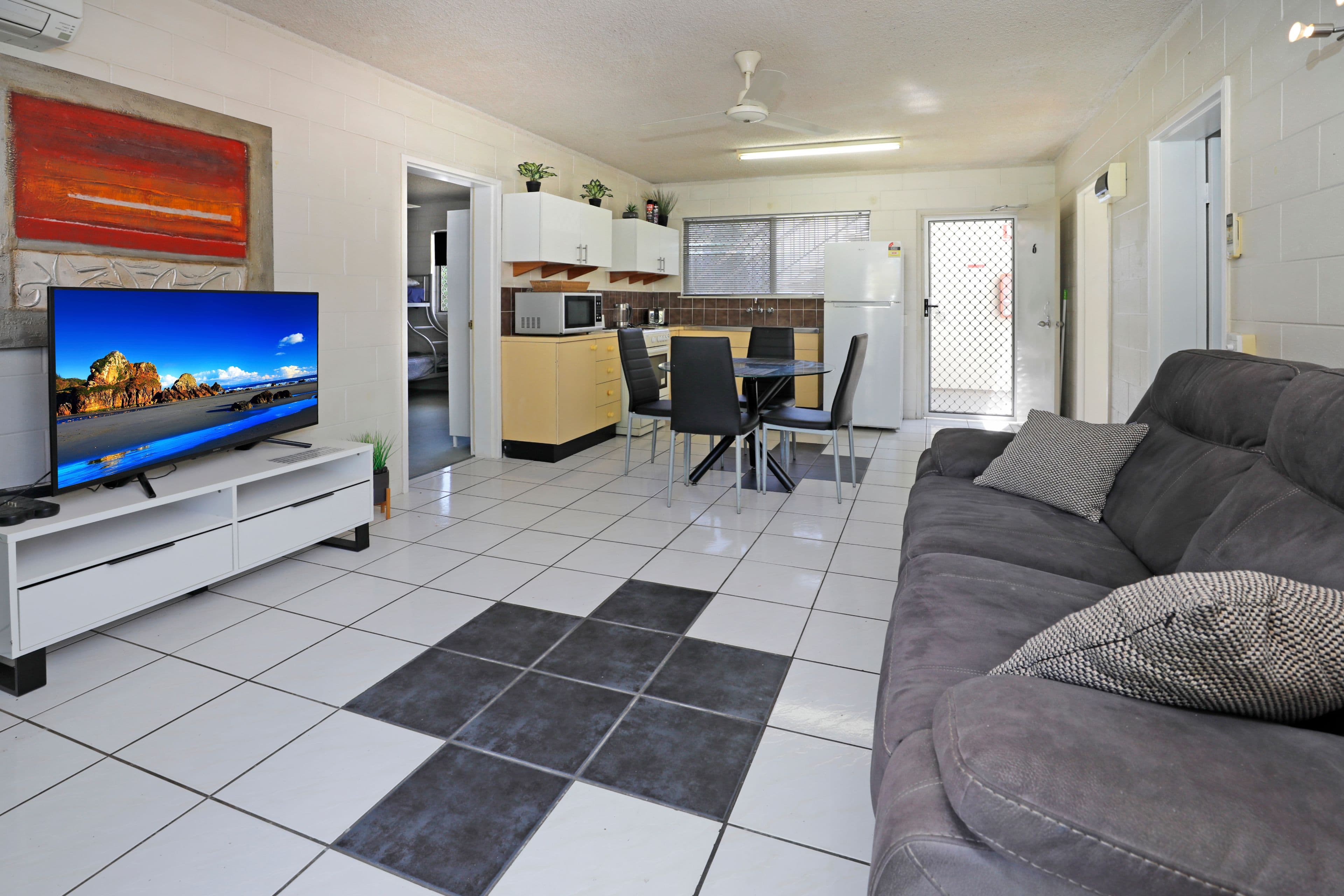 71-73 Moore Street, Trinity Beach QLD 4879, Trinity Beach - Thumbnail 2