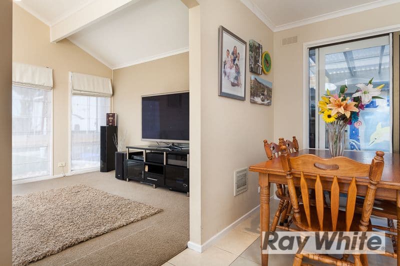 34 Sullivan Drive, Somerville VIC 3912, Somerville - Thumbnail 2