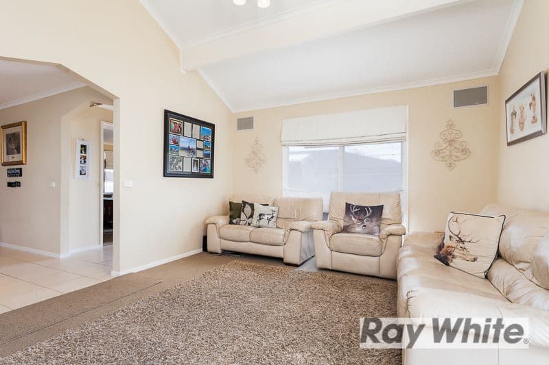 34 Sullivan Drive, Somerville VIC 3912, Somerville - Thumbnail 4
