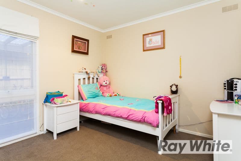 34 Sullivan Drive, Somerville VIC 3912, Somerville - Thumbnail 8
