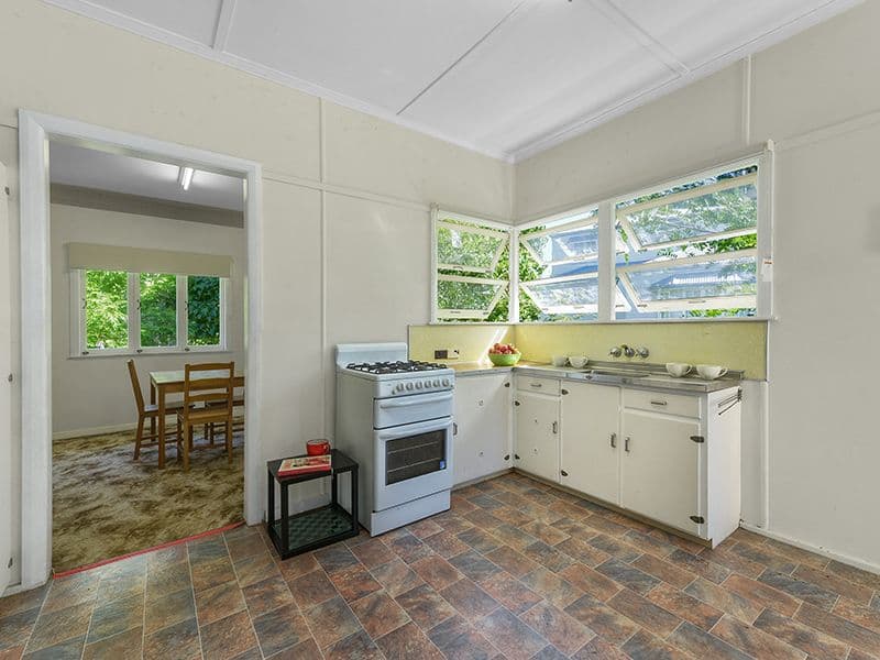 249 Fletcher Parade, Bardon QLD 4065, Bardon - Thumbnail 4