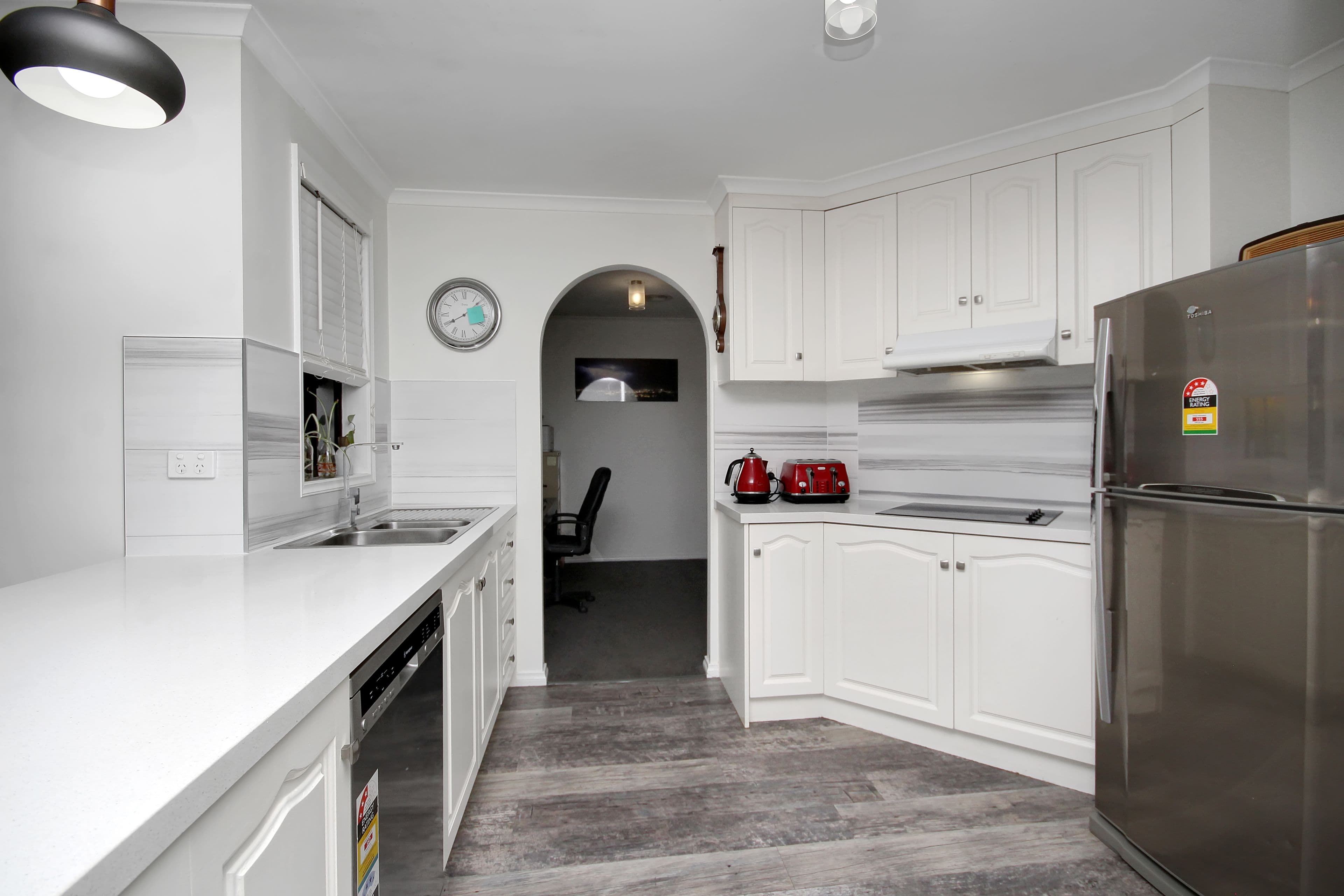 31 Citrus Avenue, Horsham VIC 3400, Horsham - Thumbnail 4
