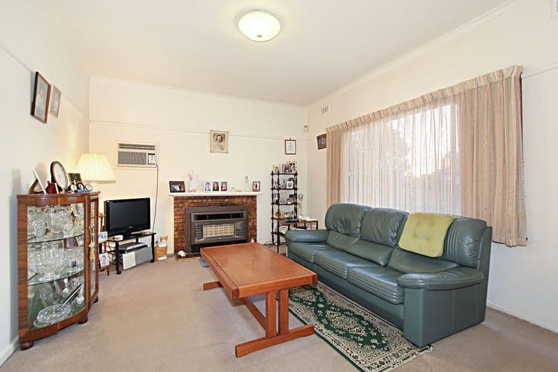 30 Lerina Street, OAKLEIGH EAST VIC 3166, Oakleigh East - Thumbnail 2