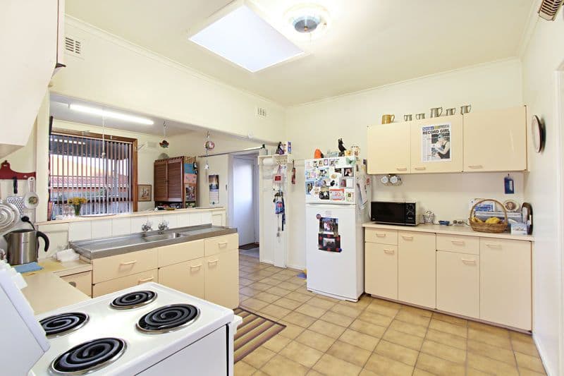 30 Lerina Street, OAKLEIGH EAST VIC 3166, Oakleigh East - Thumbnail 3