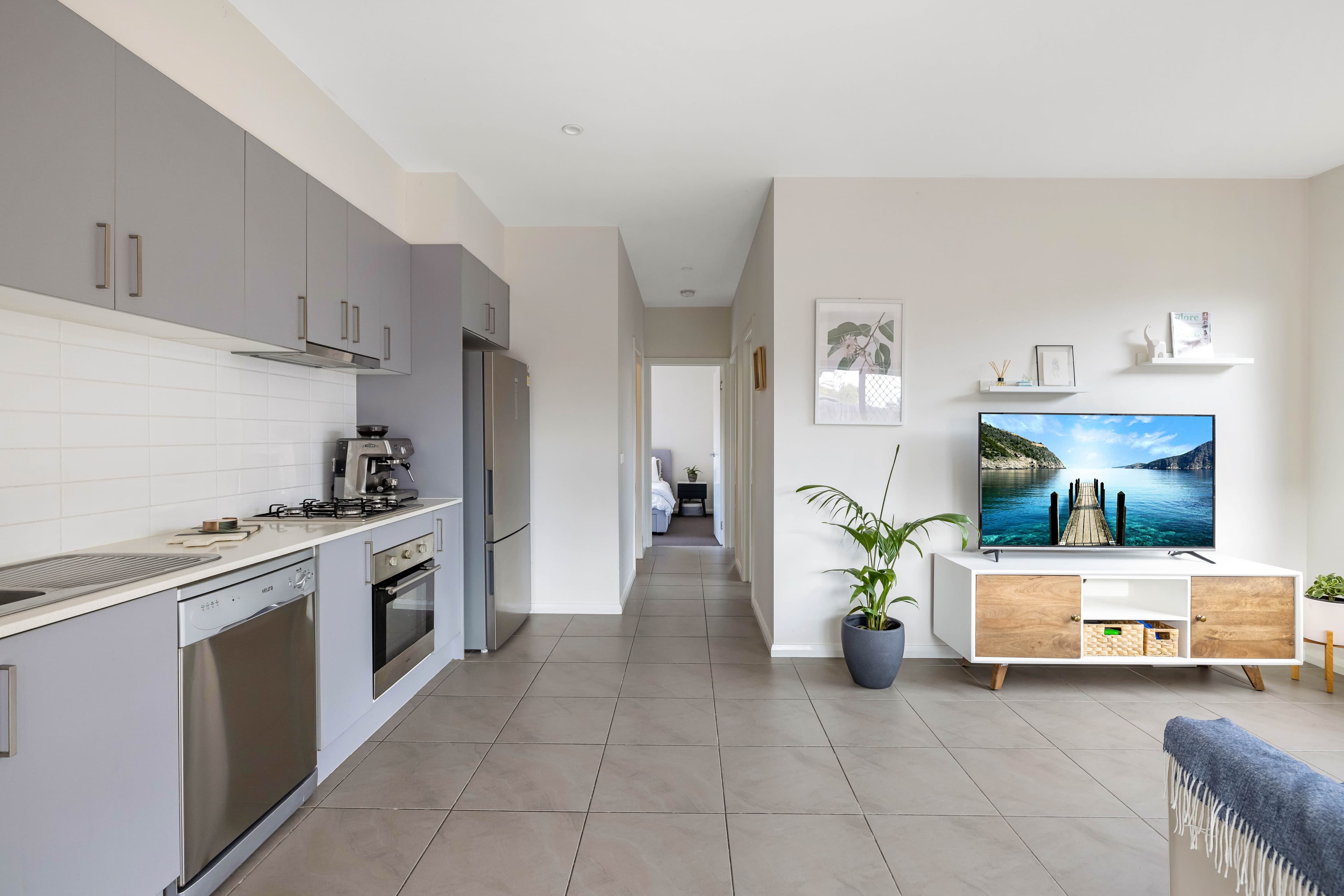 85-87 View Street, Glenroy VIC 3046, Glenroy - Thumbnail 5