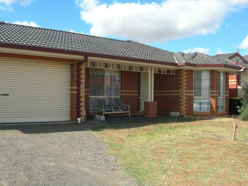 76 Darlingsford Boulevard, MELTON VIC 3337, Melton - Image 1