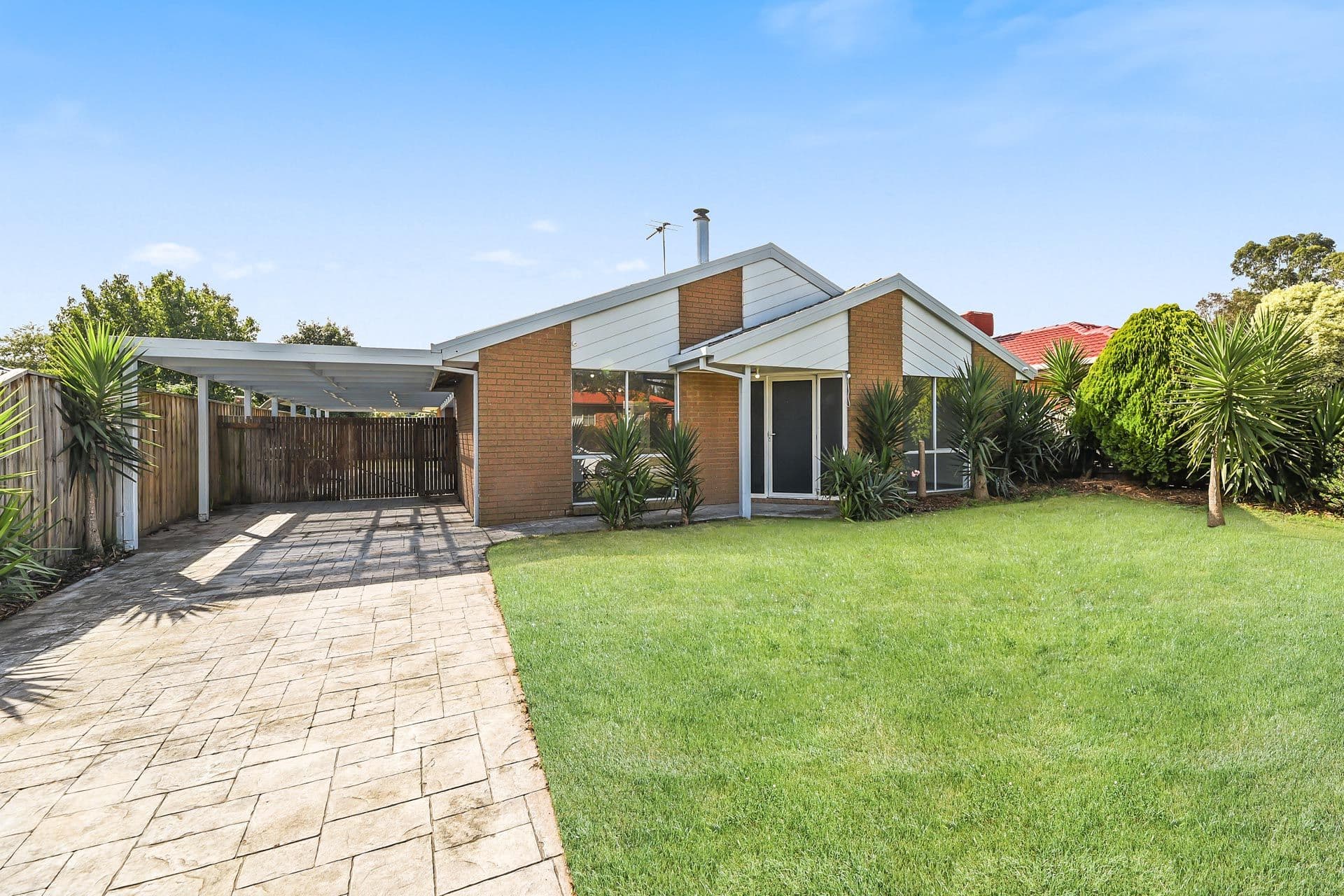 2 Loretta Crt, Seabrook - Thumbnail 2