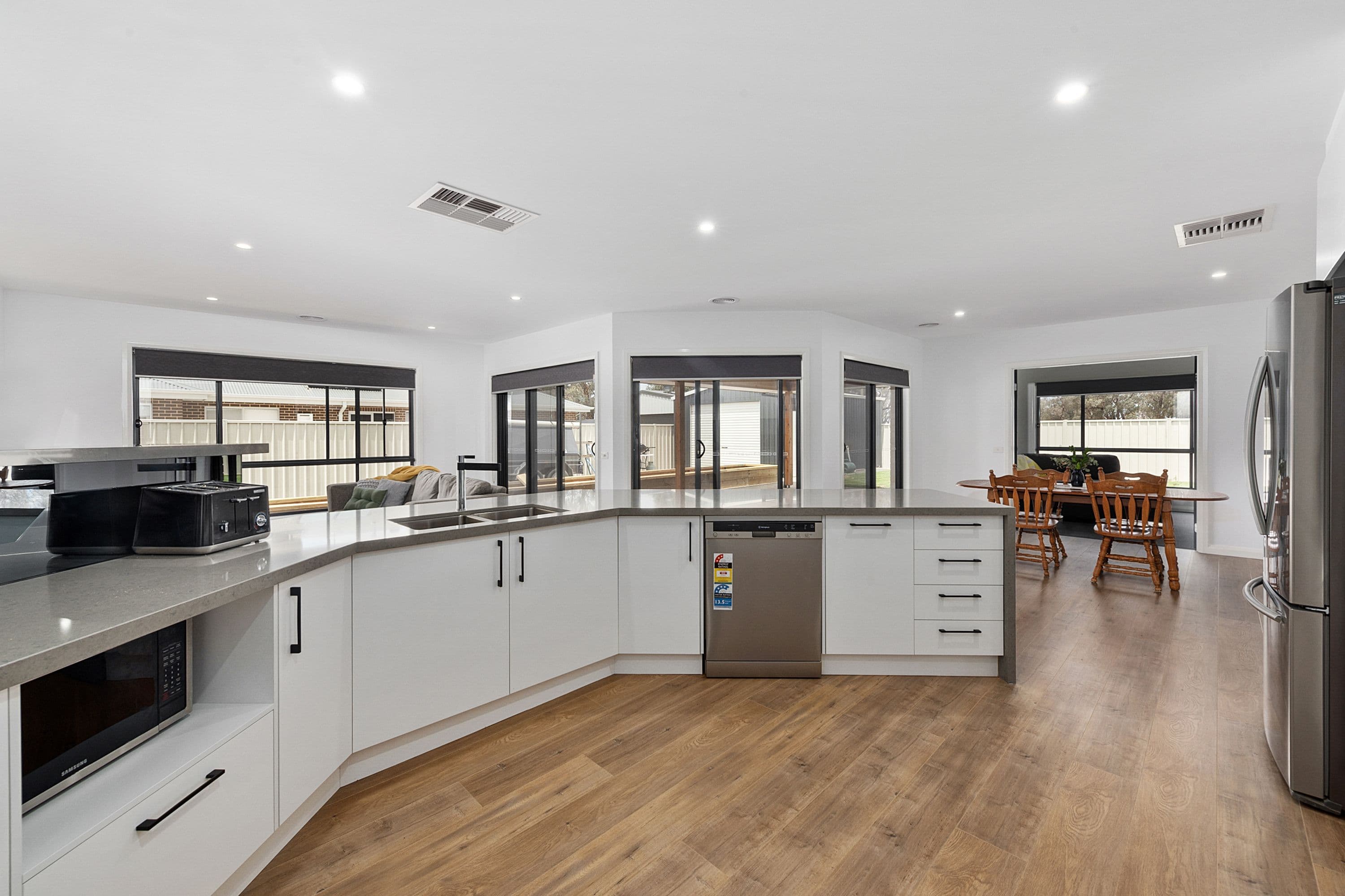 83 Zorro Drive, Yarrawonga VIC 3730, Yarrawonga - Thumbnail 3