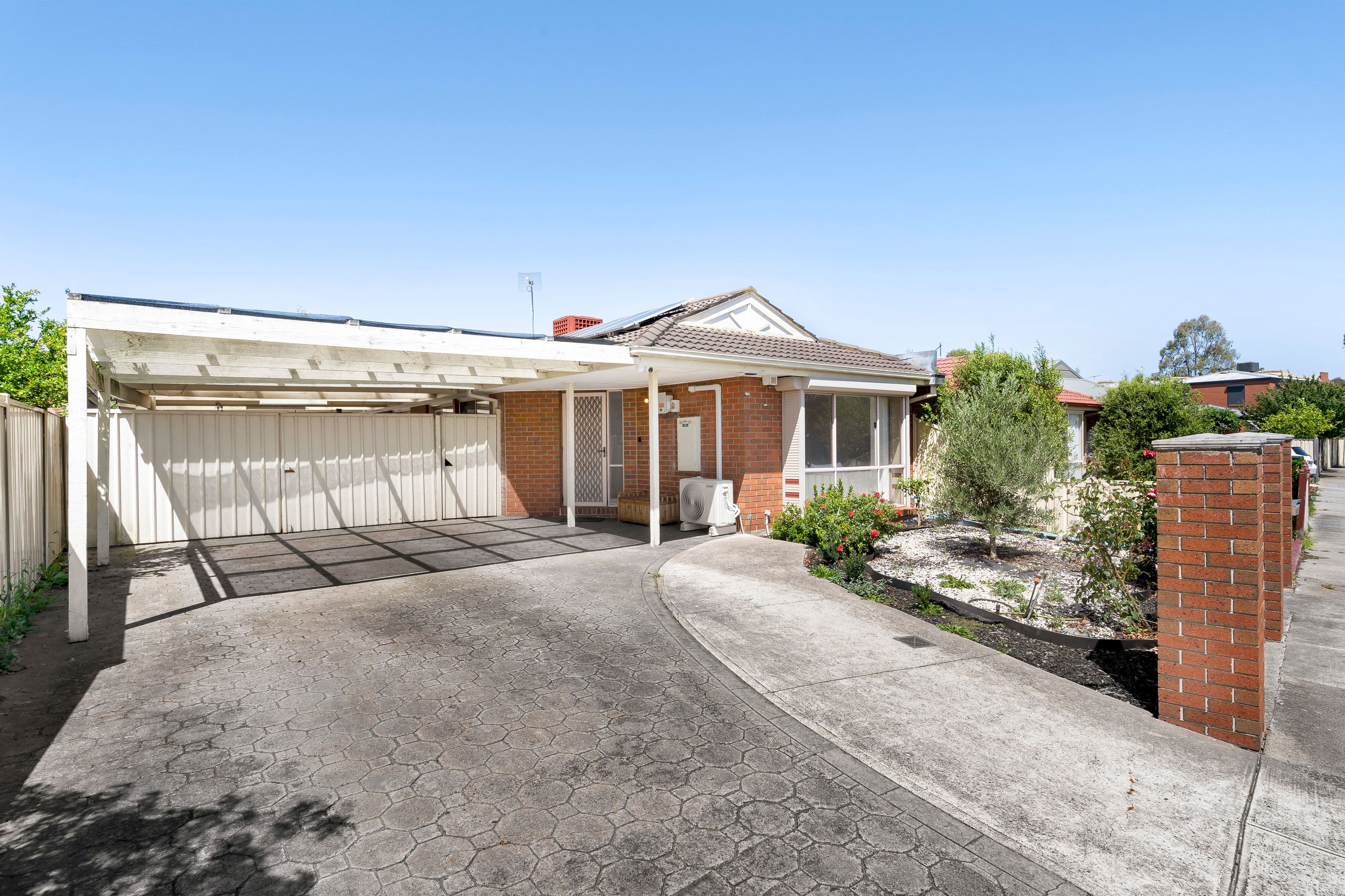 29 Matthews Crescent, Roxburgh Park VIC 3064, Roxburgh Park - Thumbnail 2