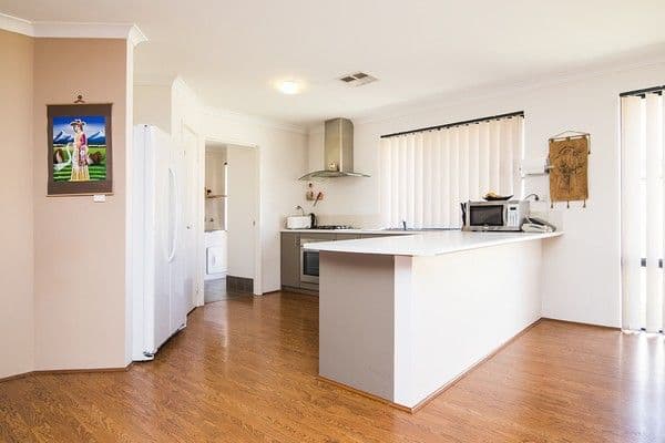 183 Fraser Road North, CANNING VALE WA 6155, Canning Vale - Thumbnail 3