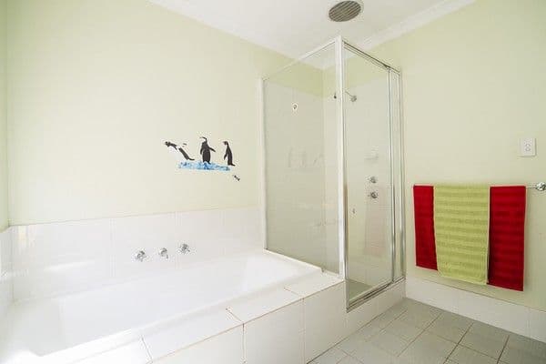 183 Fraser Road North, CANNING VALE WA 6155, Canning Vale - Thumbnail 4