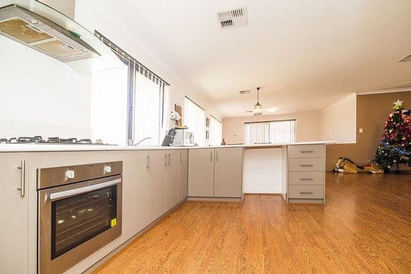 183 Fraser Road North, CANNING VALE WA 6155, Canning Vale - Thumbnail 8