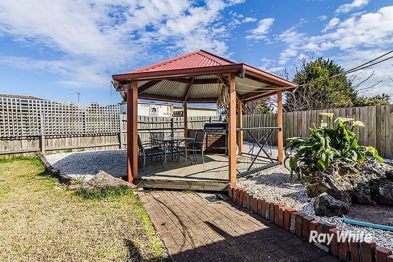 17 Jindalee Gardens, Cranbourne West VIC 3977, Cranbourne West - Thumbnail 7