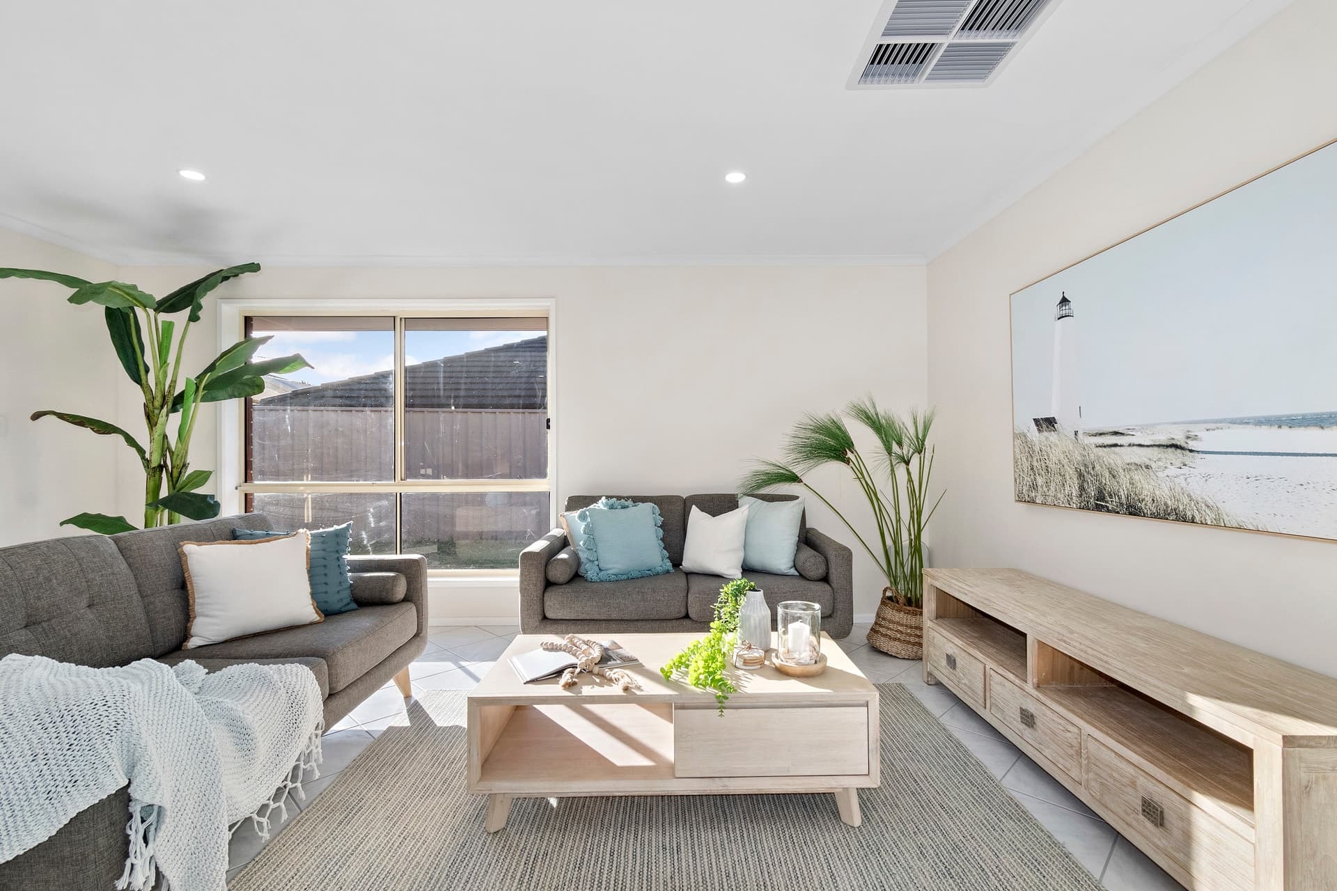 18 Glenview Grove, Seaford Rise - Thumbnail 3