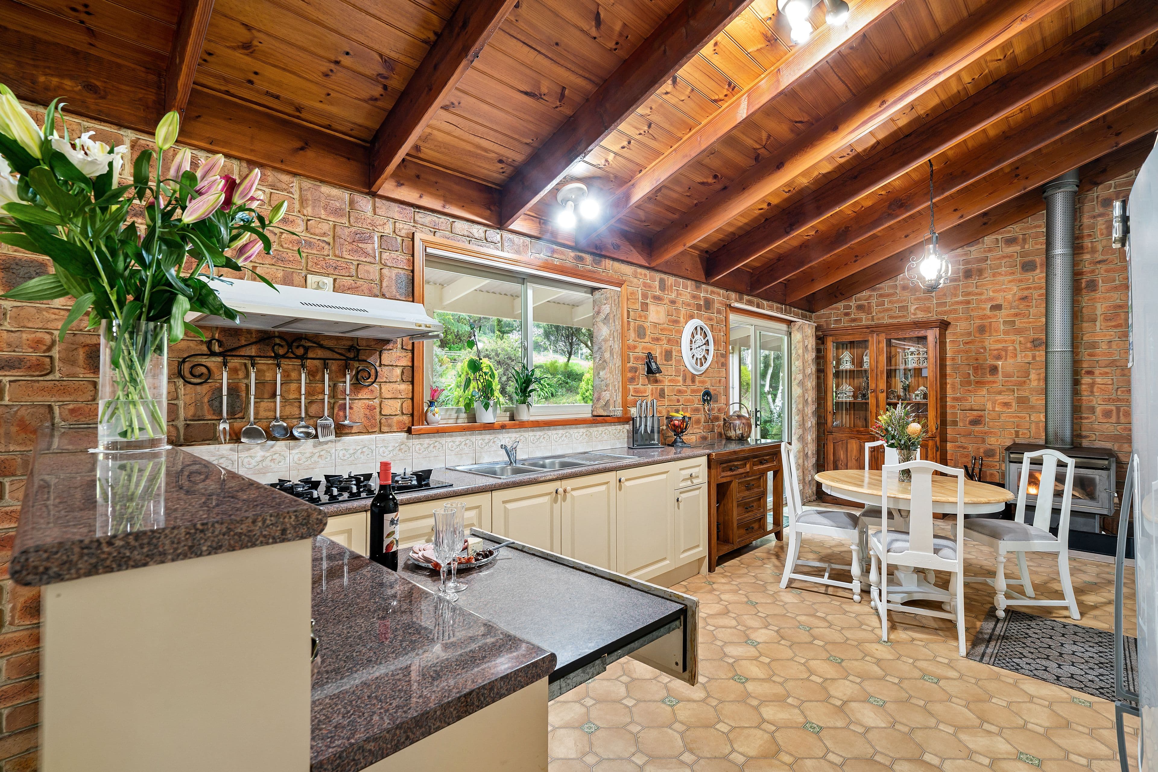 74 Kellett Road, Woodend VIC 3442, Woodend - Thumbnail 2