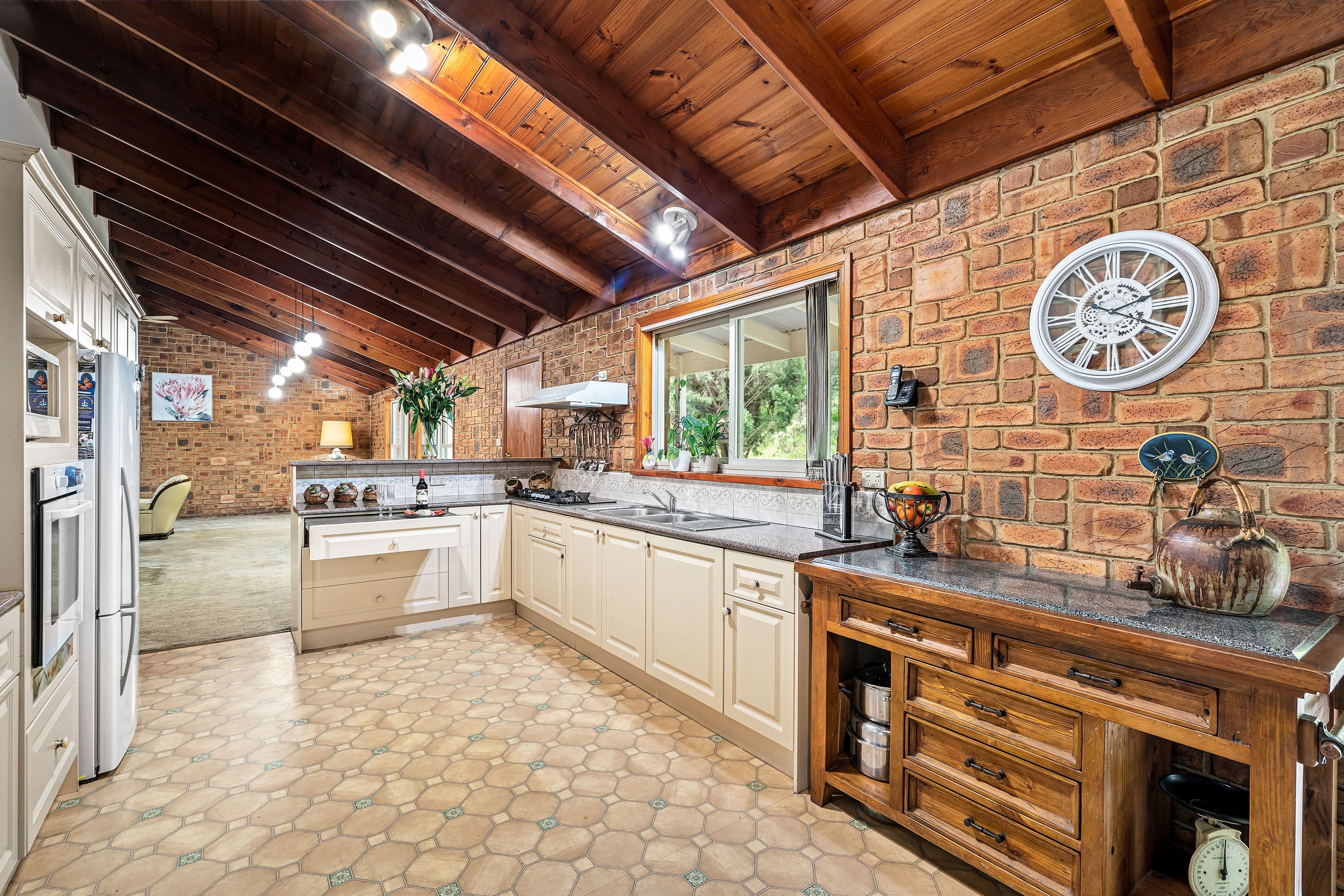 74 Kellett Road, Woodend VIC 3442, Woodend - Thumbnail 3