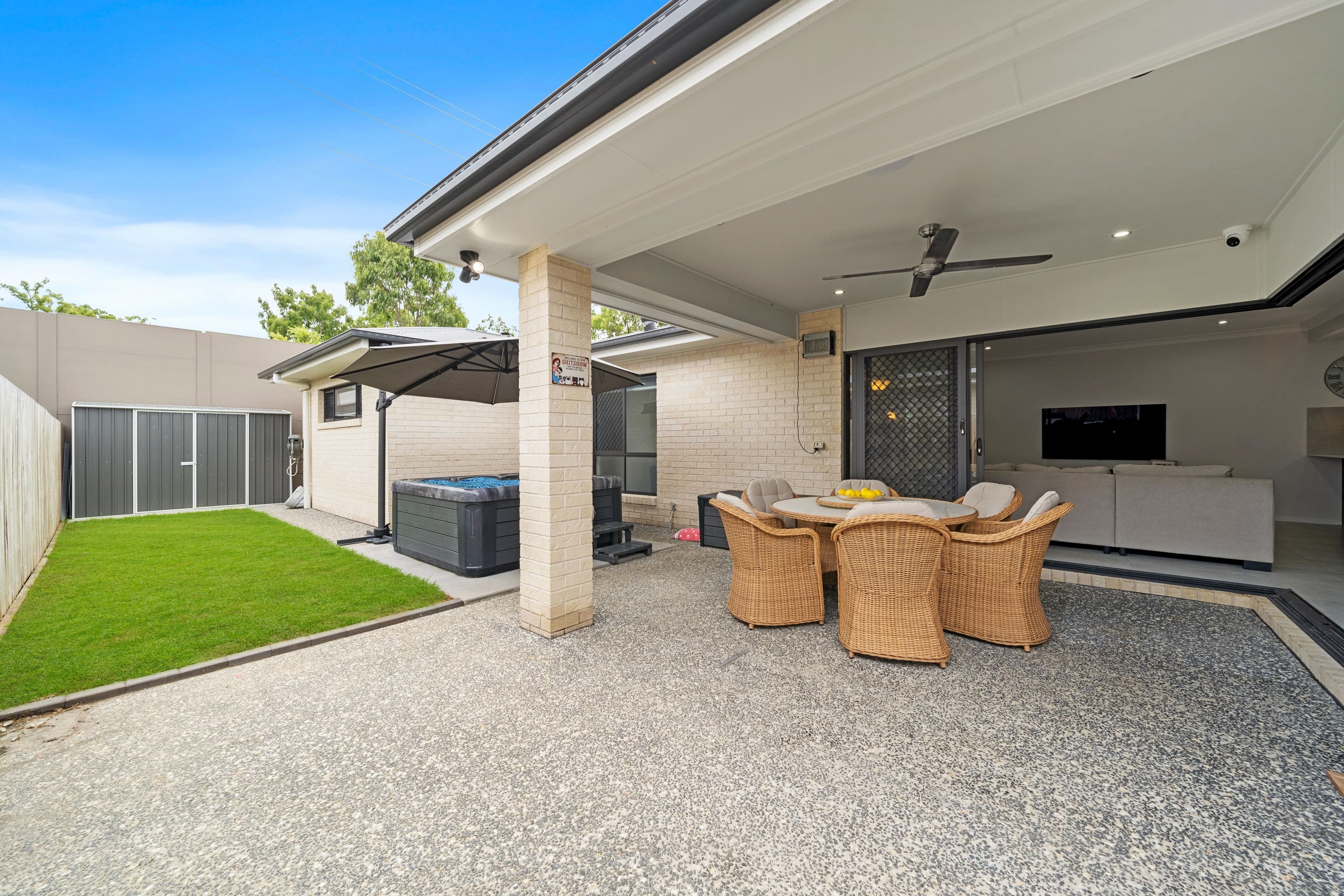 22 Amber Circuit, Greenbank QLD 4124, Greenbank - Thumbnail 3