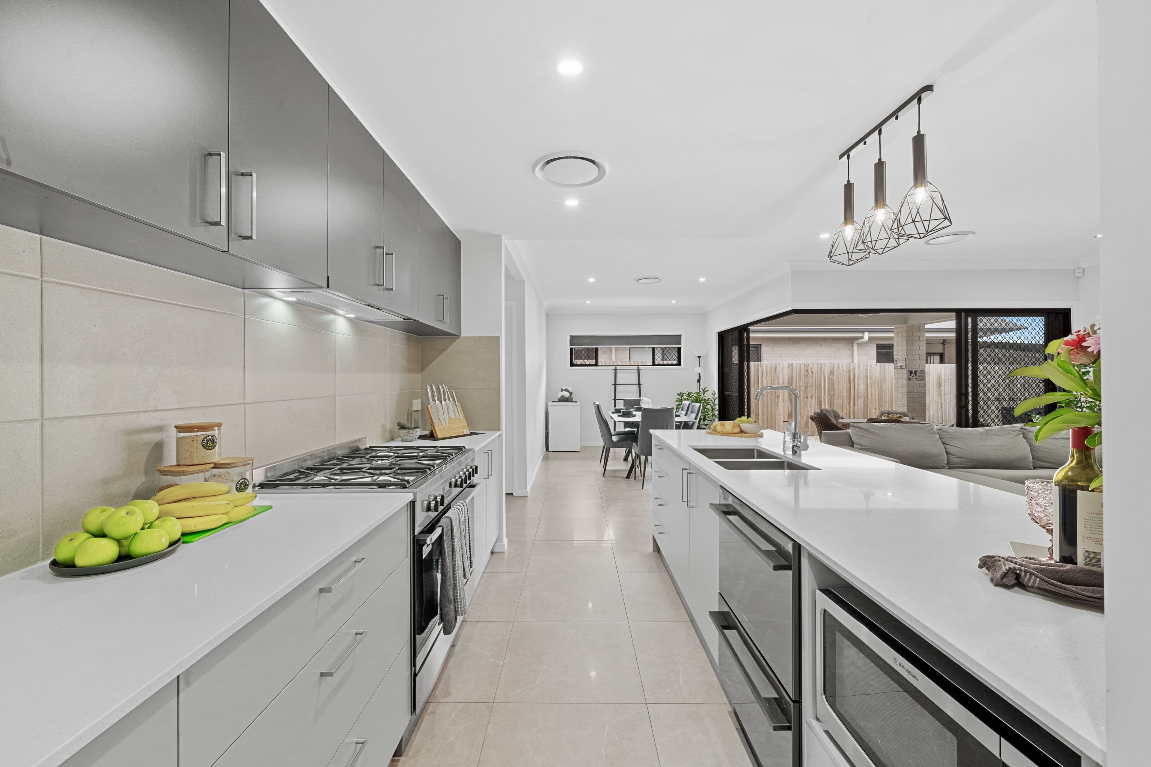 22 Amber Circuit, Greenbank QLD 4124, Greenbank - Thumbnail 6