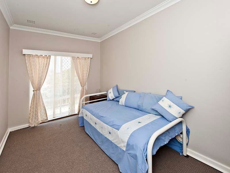 93 Gloucester Crescent, SHOALWATER WA 6169, Shoalwater - Thumbnail 7