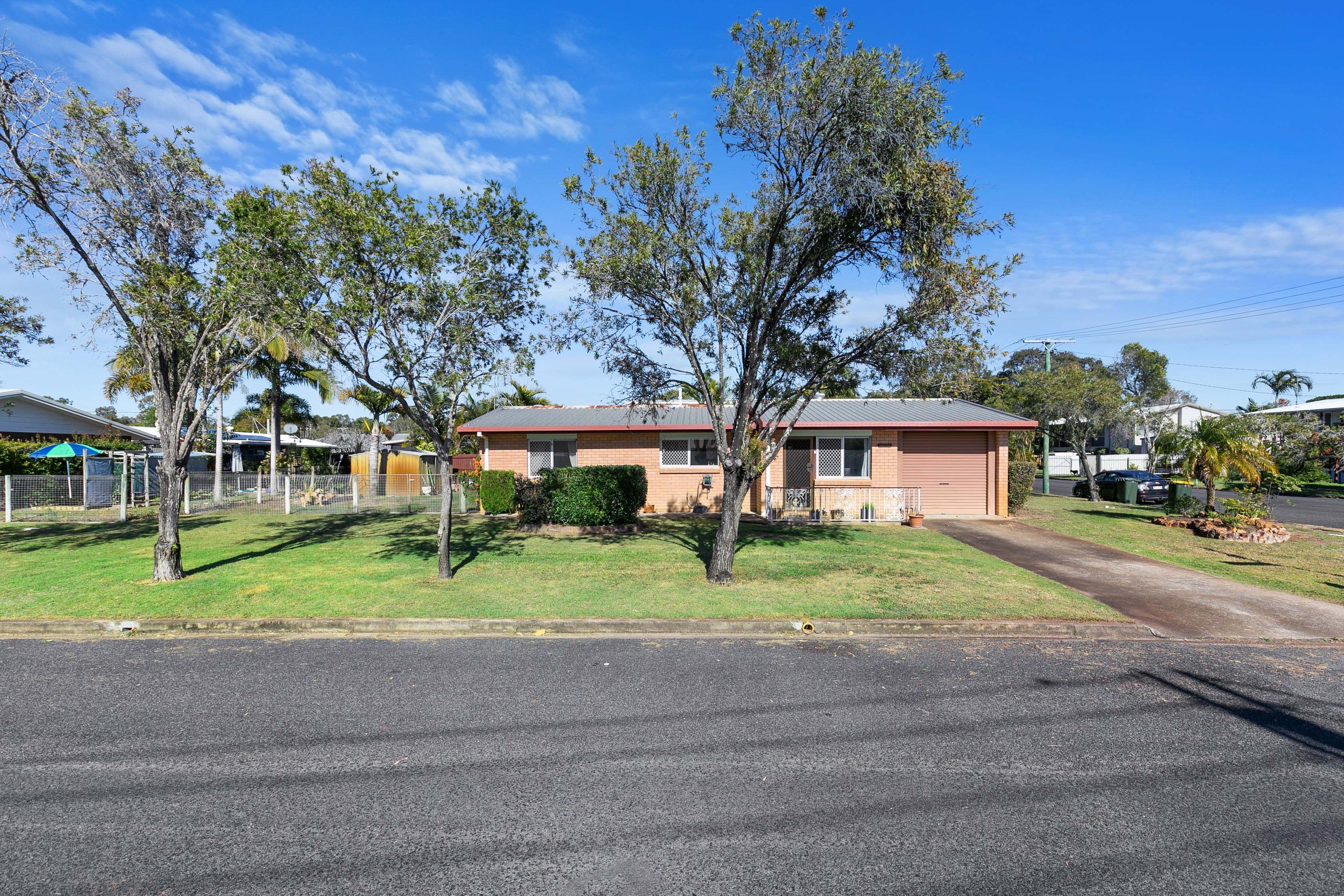 1 Hoop Way, Urangan QLD 4655, Urangan - Thumbnail 2