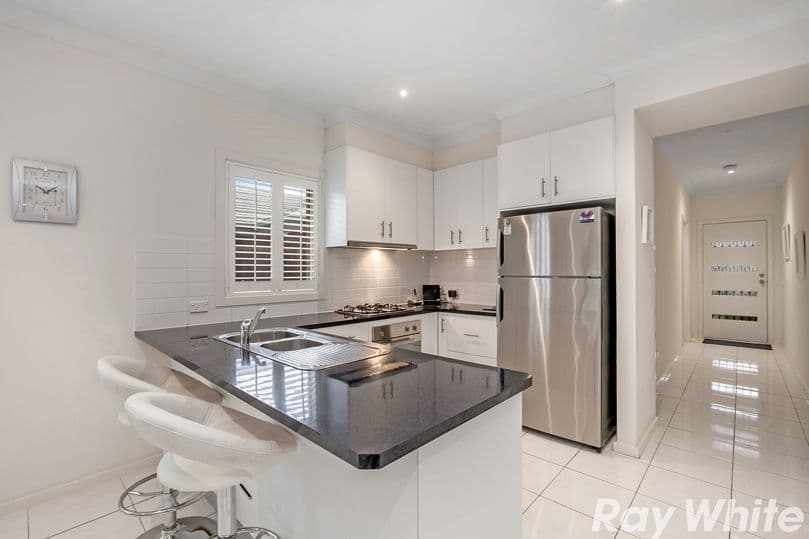 5 Daybreak Street, Epping VIC 3076, Epping - Thumbnail 2