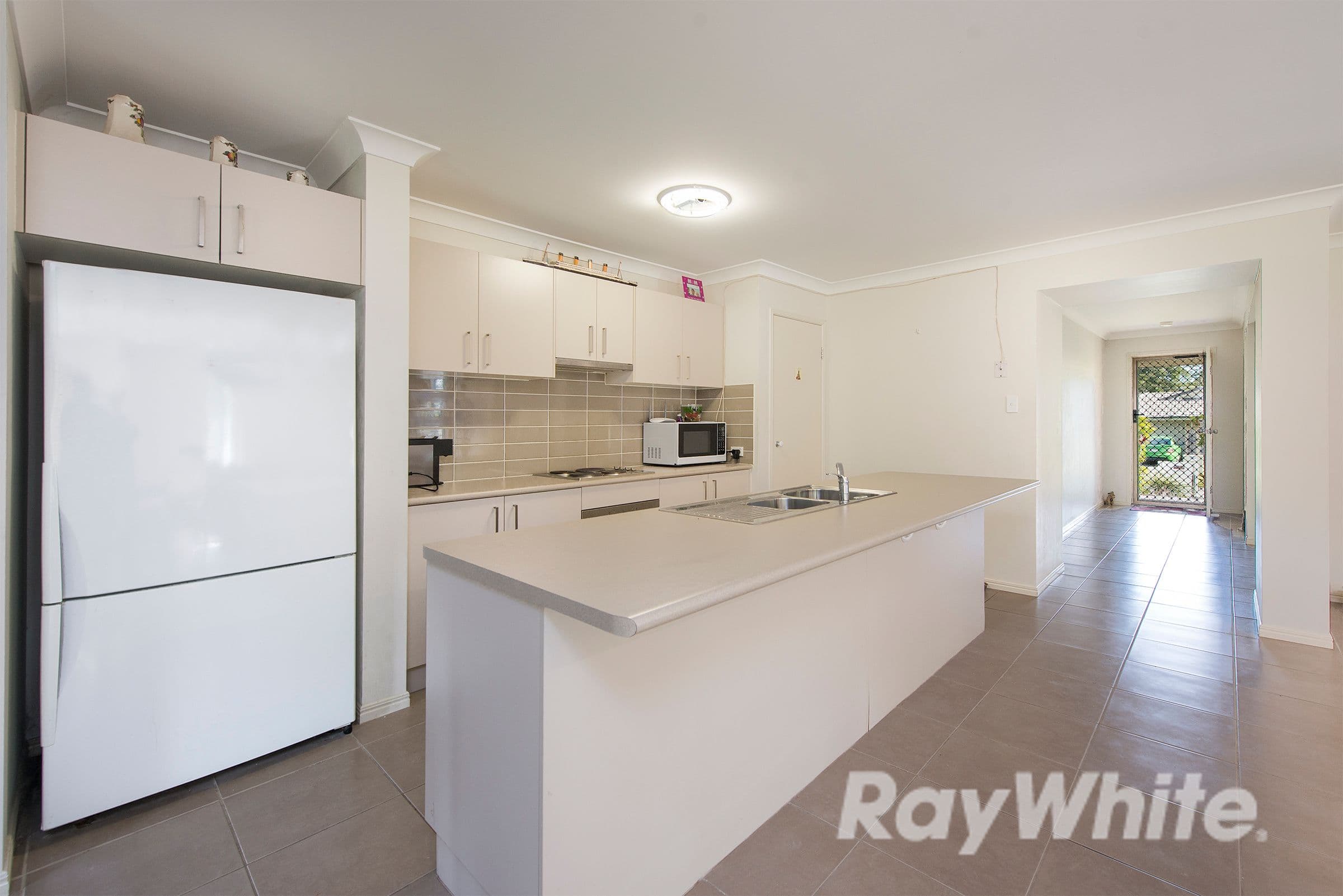 25 Tanglin Street, Crestmead QLD 4132, Crestmead - Thumbnail 3