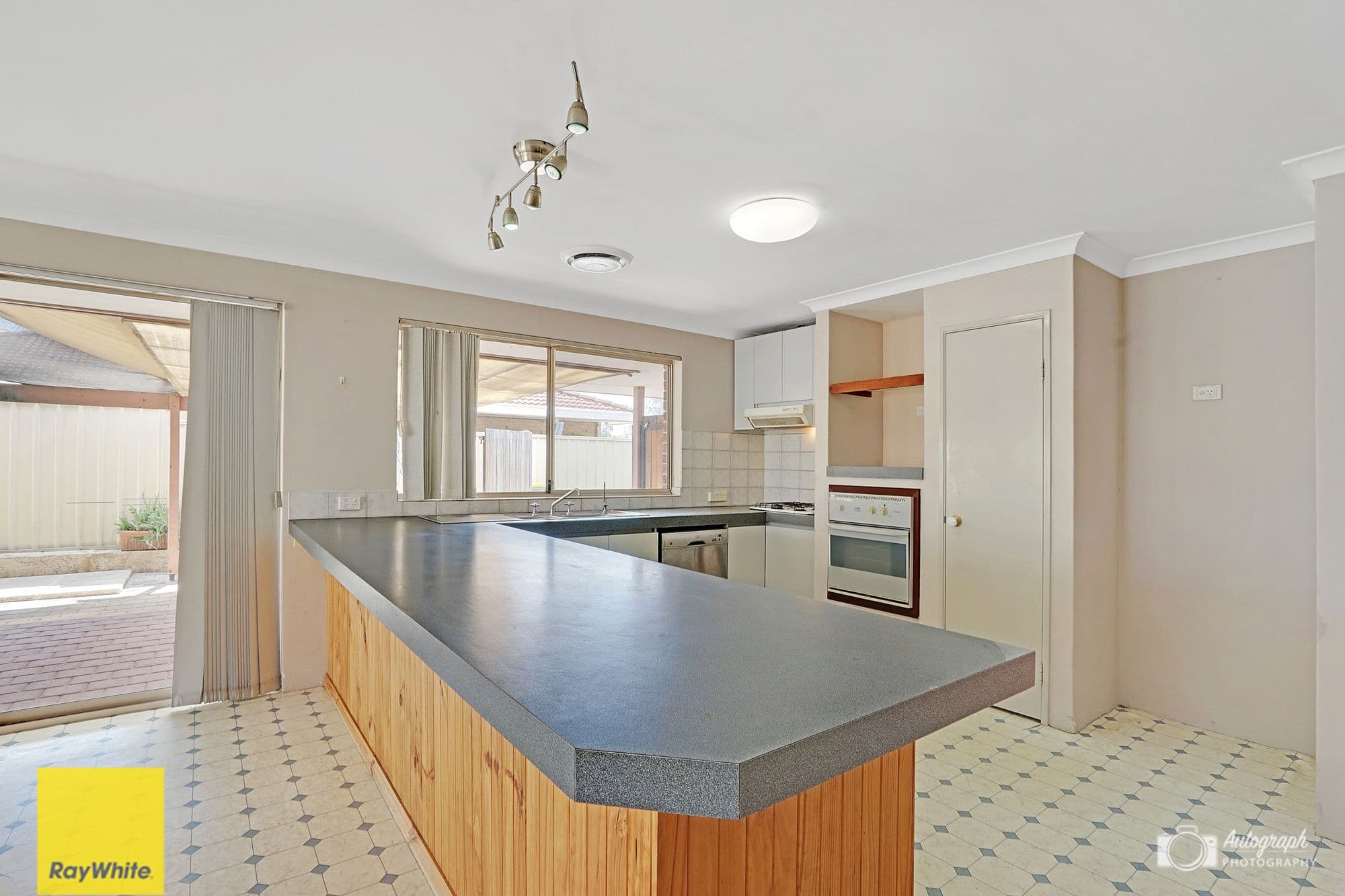 67 Picton Terrace, Alexander Heights WA 6064, Alexander Heights - Thumbnail 4