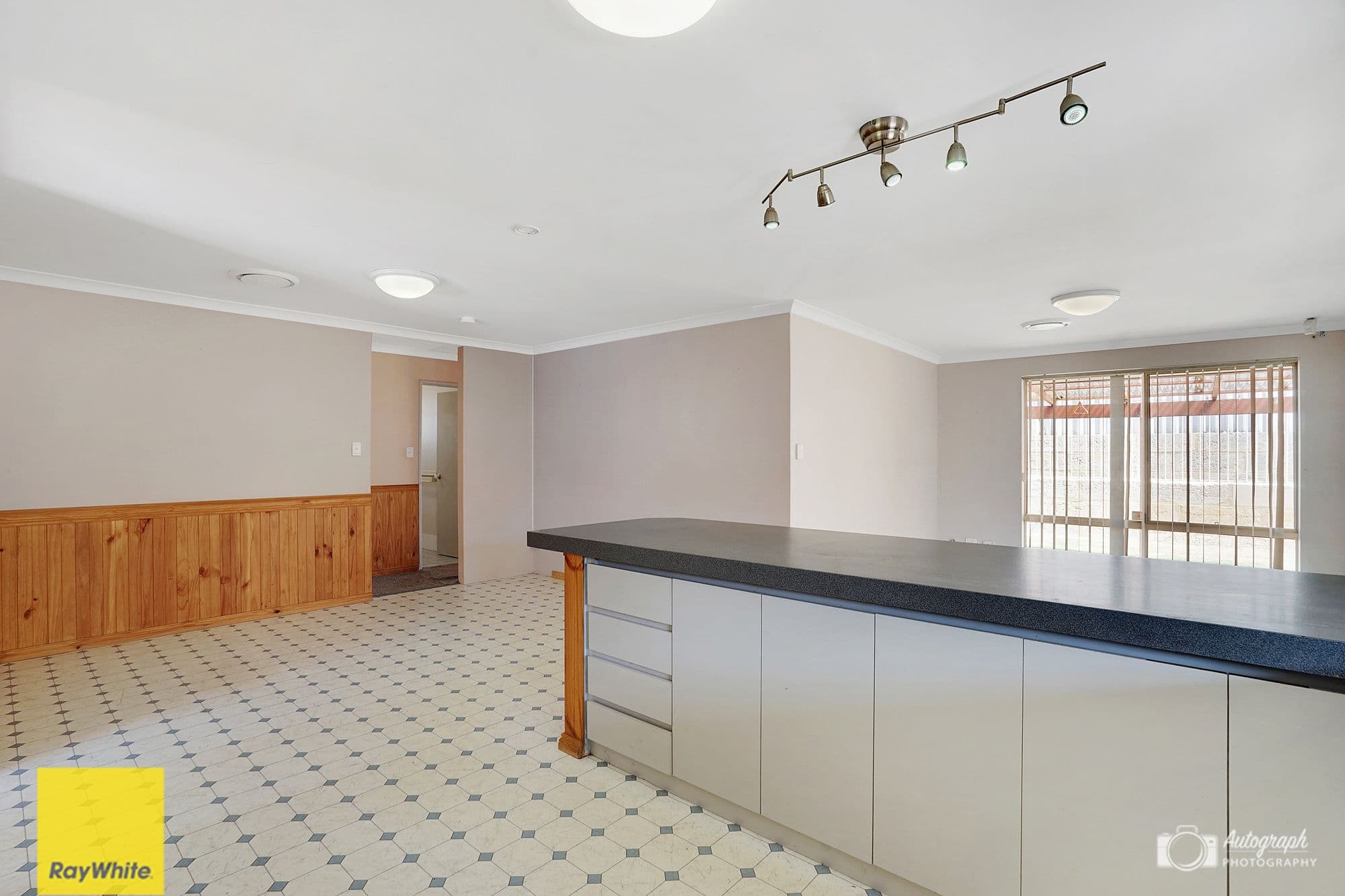 67 Picton Terrace, Alexander Heights WA 6064, Alexander Heights - Thumbnail 5
