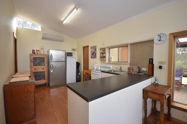 5 Commercial Road, Watervale SA 5452, Watervale - Thumbnail 4