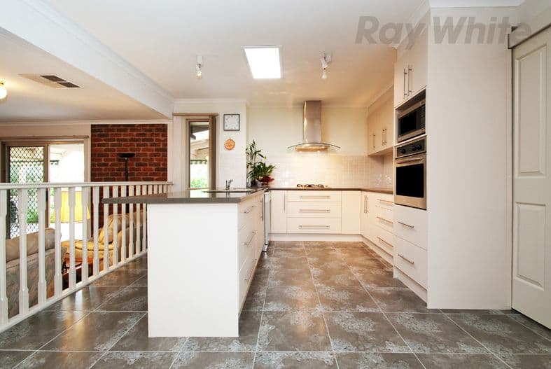 135 Cambridge Road, Mooroolbark VIC 3138, Mooroolbark - Thumbnail 5