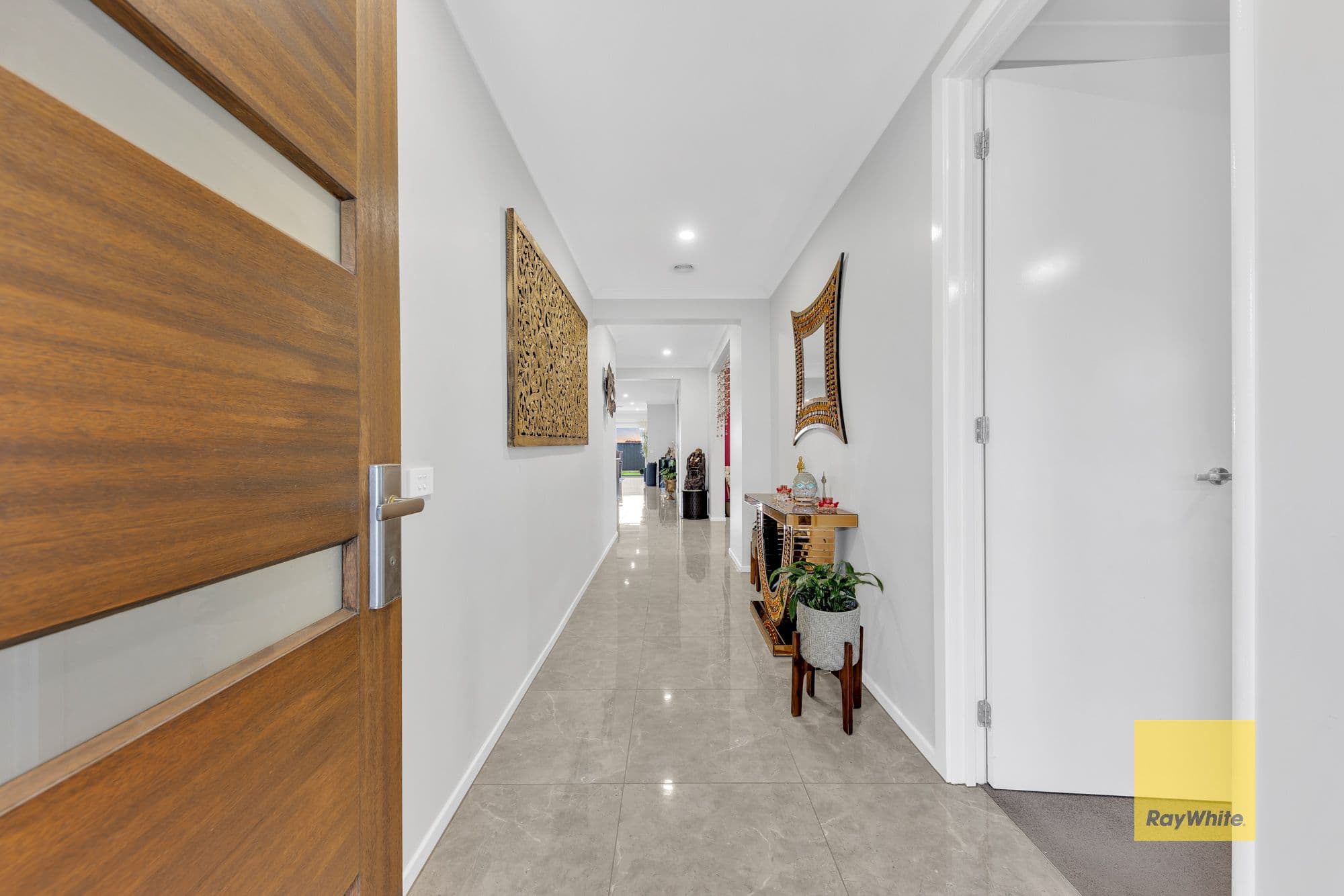 9 Cressy Street, Werribee VIC 3030, Werribee - Thumbnail 3