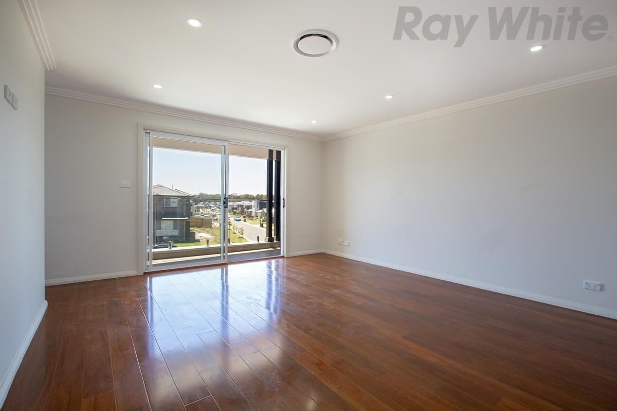 97 Dobroyd Drive, Elizabeth Hills - Thumbnail 5
