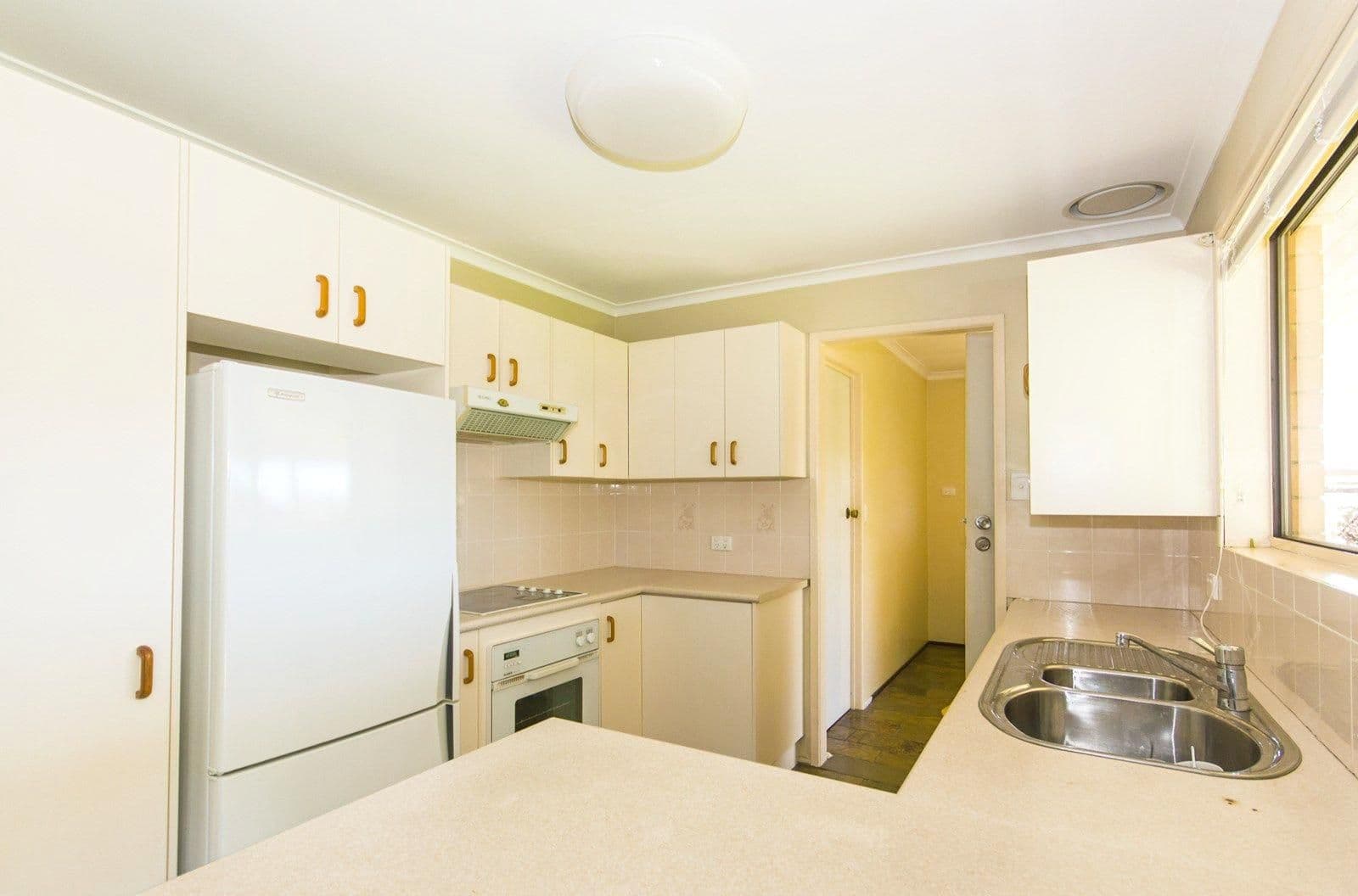 21 Harran Street, Southport QLD 4215, Southport - Thumbnail 5