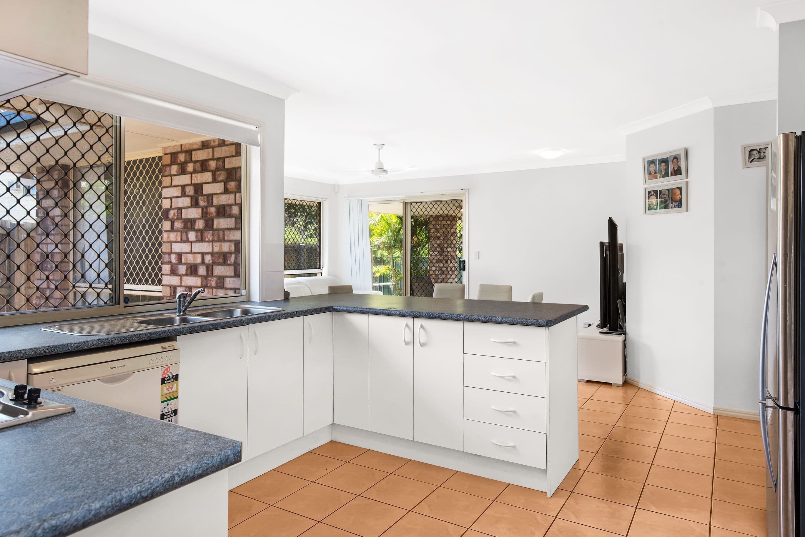 103 Holmes Street, Brighton QLD 4017, Brighton - Thumbnail 3