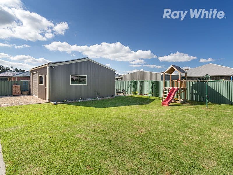 136 Townsend Street, HOWLONG NSW 2643, Howlong - Thumbnail 5