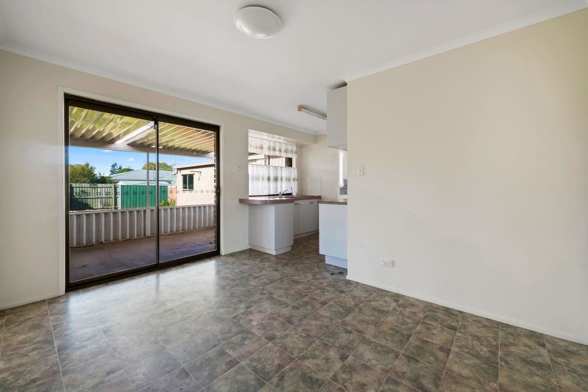 6 Mahogany Street, Newtown QLD 4350, Newtown - Thumbnail 2