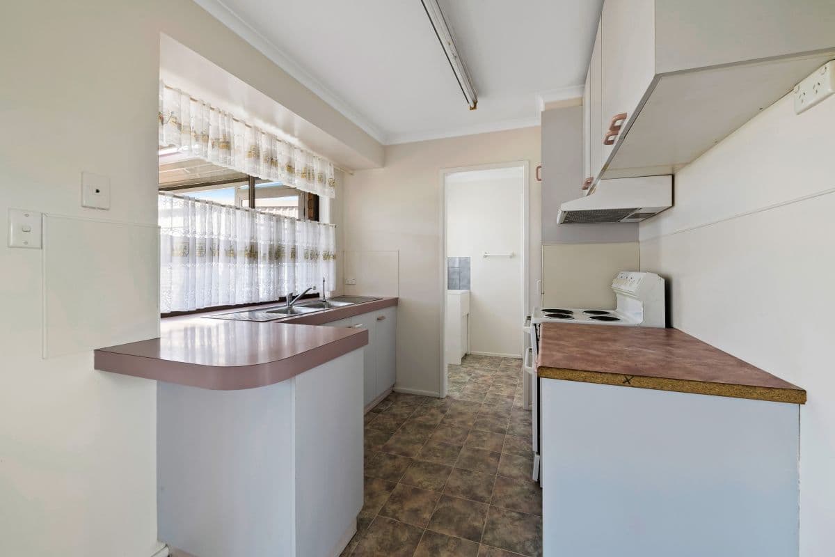 6 Mahogany Street, Newtown QLD 4350, Newtown - Thumbnail 3